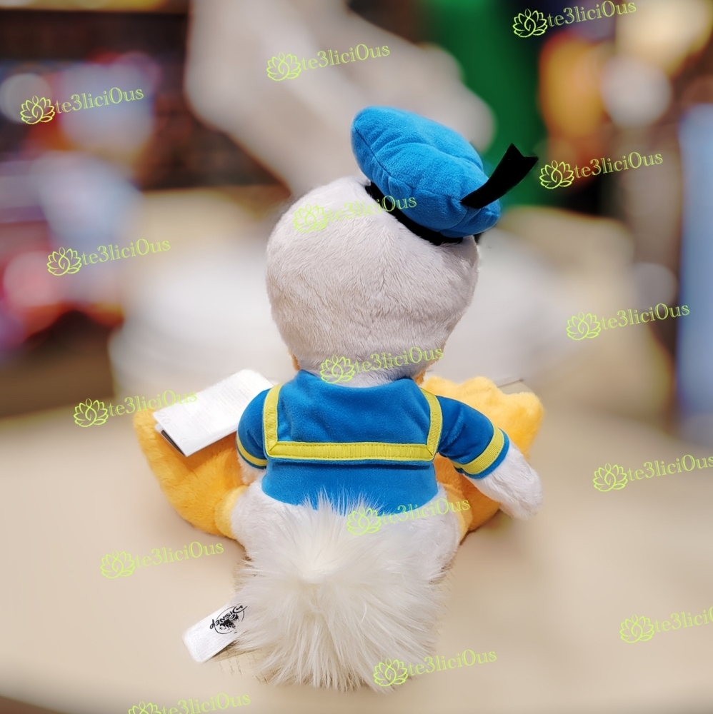 DISNEY PARKS DONALD DUCK BIG FEET PLUSH - Picture 7 of 7